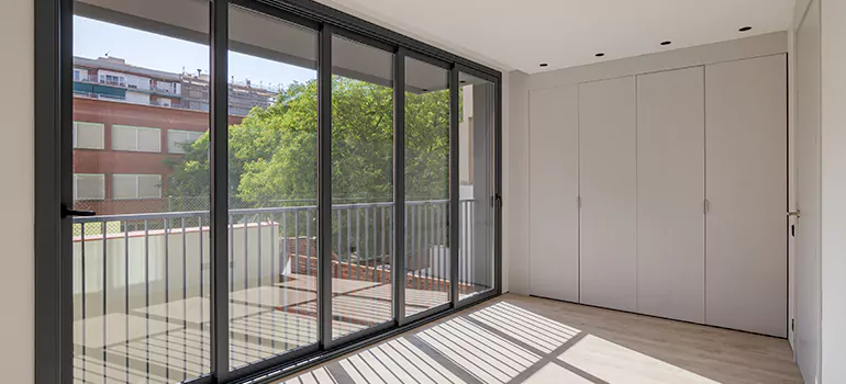 Aluminum Glazed Window Installation in Cooper City, FL