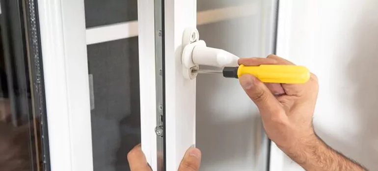 Casement Window Handle Replacement in Cooper City, FL