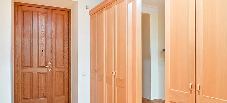Glass Closet Door Repair in Cooper City, FL
